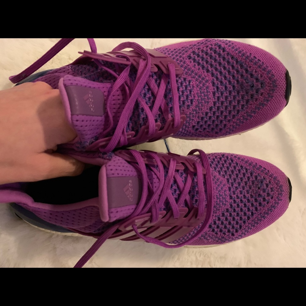 Women's 10 adidas ultraboost